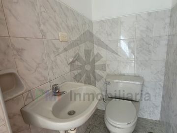 REMATE DE DEPARTAMENTO EN PRIMER PISO EN URB.PATAZCA DE CHICLAYO