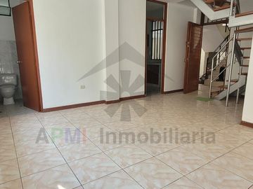 REMATE DE DEPARTAMENTO EN PRIMER PISO EN URB.PATAZCA DE CHICLAYO