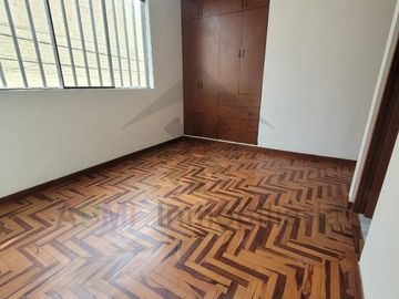 REMATE DE DEPARTAMENTO EN PRIMER PISO EN URB.PATAZCA DE CHICLAYO