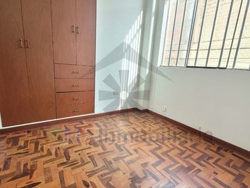 REMATE DE DEPARTAMENTO EN PRIMER PISO EN URB.PATAZCA DE CHICLAYO