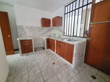 REMATE DE DEPARTAMENTO EN PRIMER PISO EN URB.PATAZCA DE CHICLAYO