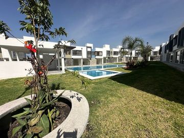 Venta de Casa con Alberca Emiliano Zapata Morelos