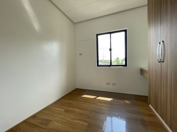 RFO 3-bedroom Duplex / Twin House For Sale in Molino 3 Bacoor Cavite