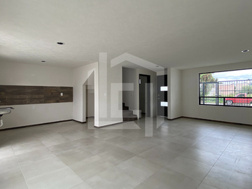 ▪️Casa en Venta a un costado del Hospital General de Actopan, Hgo. a 200 metros del libramiento.