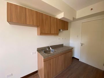 Resale! Save 1.2M! 1 Bedroom 34sqm Prisma Residences Condo Unit in Bagong Ilog Pasig near BGC