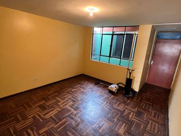 SE VENDE CASA SAN MIGUEL 214m2