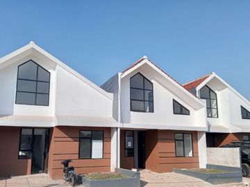 PERUMAHAN DI CIPAYUNG DEPOK DIJUAL SYARIAH 2 LANTAI DEKAT STASIUN SIAP HUNI MURAH