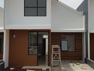 PERUMAHAN DI CIPAYUNG DEPOK DIJUAL SYARIAH 2 LANTAI DEKAT STASIUN SIAP HUNI MURAH