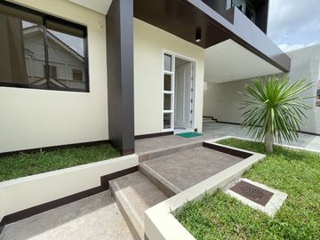 Spacious 4-Bedroom Single Detached House and Lot for Sale at The Park Place Village in Imus, Cavite