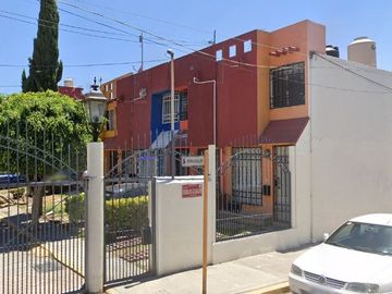 VENTA DE CASA DE RECUPERACION BANCARIA EN SIERRA DE GUADALUPE 3, JOYAS DE CUAUTITLAN CUAUTITLÁN, CUAUTITLAN, ESTADO DE MEXICO, C.P. 54803..