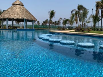 CASA EN VENTA EN ACAPULCO CON ALBERCA