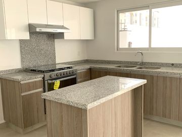 CASA EN VENTA EN ACAPULCO CON ALBERCA