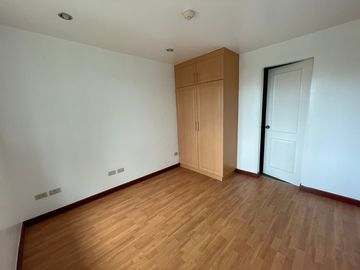 Four Bedroom 4BR Townhouse / House and Lot For Rent For Lease in San Juan, N. Domingo St. near Robinsons Magnolia