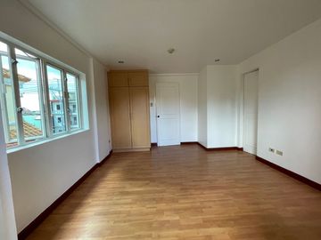 Four Bedroom 4BR Townhouse / House and Lot For Rent For Lease in San Juan, N. Domingo St. near Robinsons Magnolia