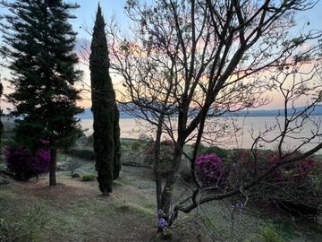 CASA EN UCAZANAZTACUA LAGO DE PATZCUARO, MUY CERCA DE LA HACIENDA