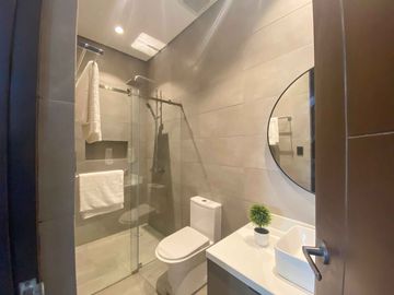 MANILA SOUTHWOODS HOUSE FOR SALE - BRAND NEW MODERN BUNGALOW