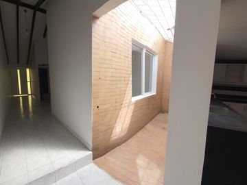 SE VENDE CASA COMERCIAL TULUA BARRIO SAJONIA