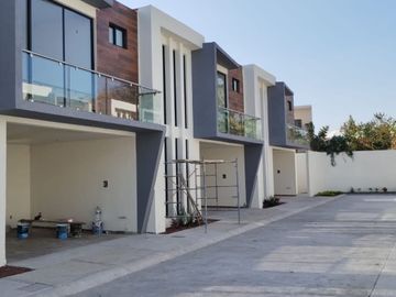 Preventa Casa Con Recámara En Planta Baja En Moderno Condominio En Temixco