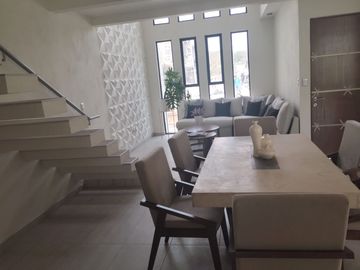 Preventa Casa Con Recámara En Planta Baja En Moderno Condominio En Temixco