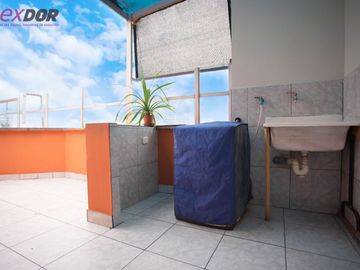 Invierte en 3 inmuebles al precio de 1, Departamento + Aires + cochera.