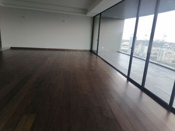 Venta Penthouse con roofgarden privado Bosque Real