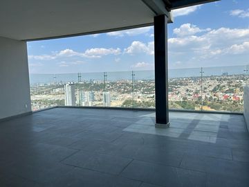 Venta Penthouse con roofgarden privado Bosque Real