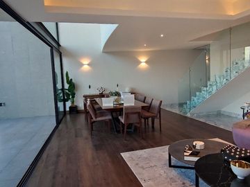 Venta Penthouse con roofgarden privado Bosque Real