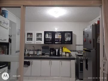 VENDO APARTAMENTO EDIFICIO TORRES DE SALOMIA