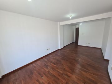 HERMOSO DEPARTAMENTO EN VENTA  CHAN CHAN – LA MOLINA