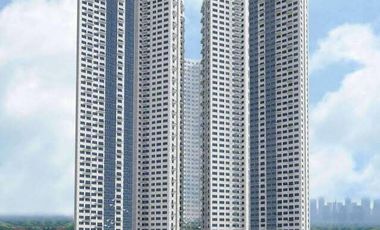 3 Bedroom Condo for Sale in BGC The Trion Towers Mckinley Parkway near SM aura