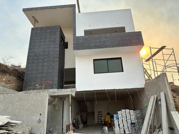 Venta Casa Nueva en Las Alamedas