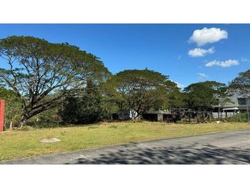 1,795 sqm Farm Lot for Sale in NUSA DUA Residential Farm Estates Tanza, Cavite