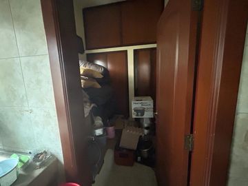 VENTA DE CASA MUY AMPLIA EN VÍA A SAMBORONDÓN