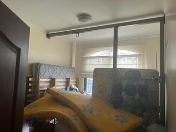 VENTA DE CASA MUY AMPLIA EN VÍA A SAMBORONDÓN