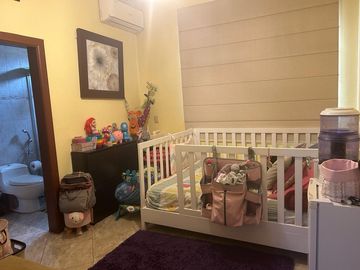 VENTA DE CASA MUY AMPLIA EN VÍA A SAMBORONDÓN