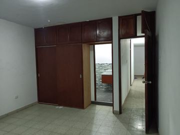 VENDO DEPARTAMENTO EN EL CENTRO DE PIURA