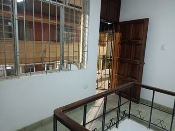 VENDO DEPARTAMENTO EN EL CENTRO DE PIURA