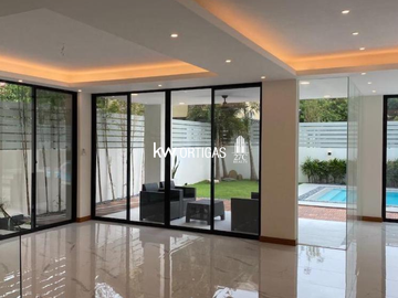Modern House with Pool for Sale in Valle Verde 3, Pasig City