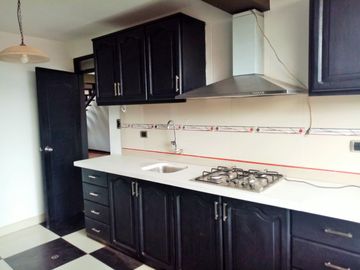 VENTA DEPARTAMENTO DE 122m2 EN URB. SANTA MÓNICA – WANCHAQ