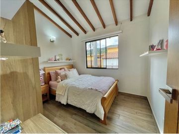 CASA EN VENTA - LA PALMA UNIDAD CERRADA - GUARNE