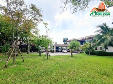 บ้านริมน้ำ 2 ชั้นพร้อมที่ดิน ถนนสวนผัก เขตตลิ่งชัน