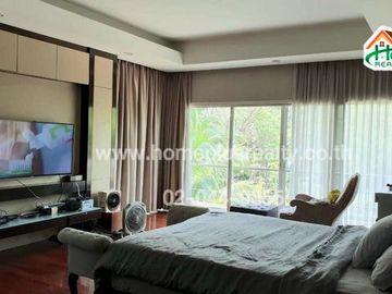 บ้านริมน้ำ 2 ชั้นพร้อมที่ดิน ถนนสวนผัก เขตตลิ่งชัน