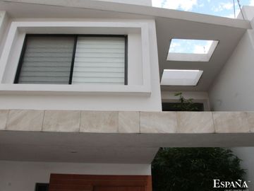Casa en venta en Parque San José, Lomas de Angelópolis