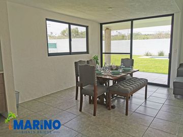 Casas en venta en condominio Los Azahares