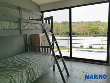 Casas en venta en condominio Los Azahares