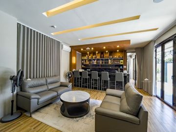 FOR SALE HOUSE & LOT - HIGH-END! LUXURY! CLASSY!