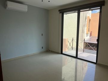 JIUTEPEC- Estricta seguridad, moderna, alberquita privada