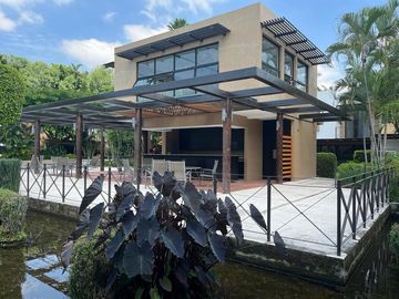 JIUTEPEC- Estricta seguridad, moderna, alberquita privada