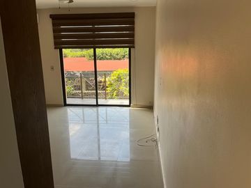 JIUTEPEC- Estricta seguridad, moderna, alberquita privada