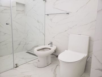 VENTA DEPARTAMENTO PENTHOUSE EXCLUSIVO DUPLEX, SECTOR GONZALEZ SUAREZ